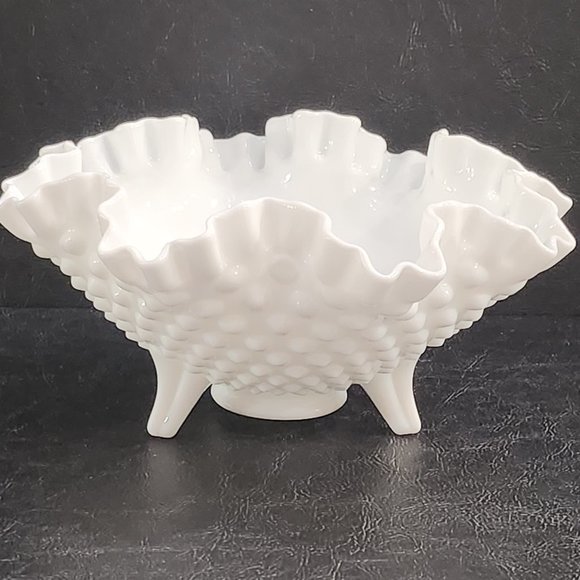 Vintage Fenton White Milk Glass Hobnail Crimped Ruffle Edge 3 Footed Decorative - Picture 1 of 10